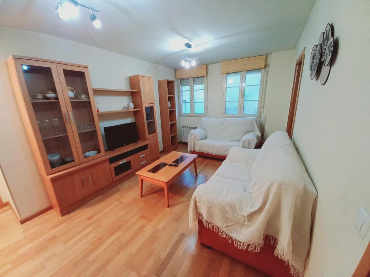 Apartamento Centrico Para 3 Con Wifi Y Garaje Tudela de Duero Ngoại thất bức ảnh