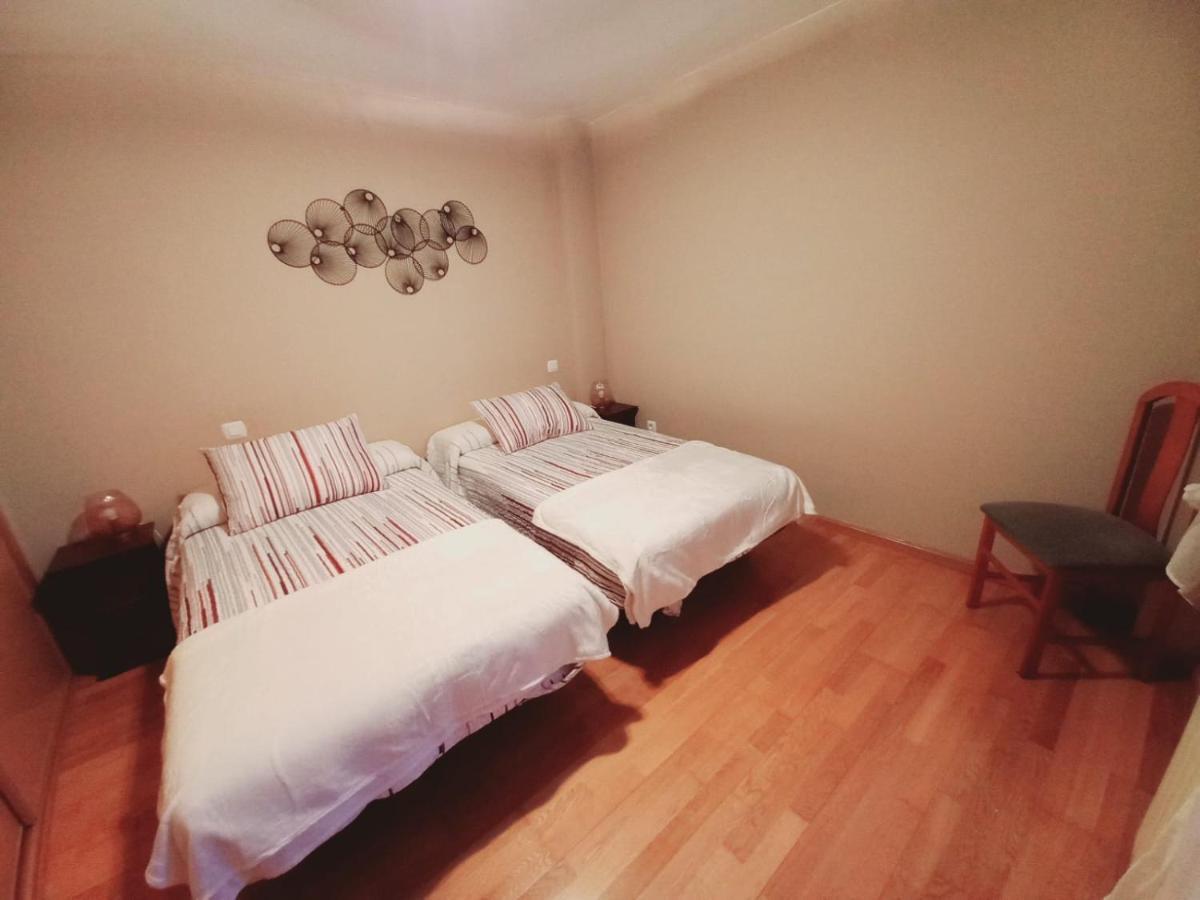 Apartamento Centrico Para 3 Con Wifi Y Garaje Tudela de Duero Ngoại thất bức ảnh
